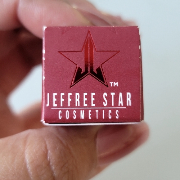 NEW JEFFREE STAR Velvet Trap Lipstick in Mouse Trap - Picture 8 of 17